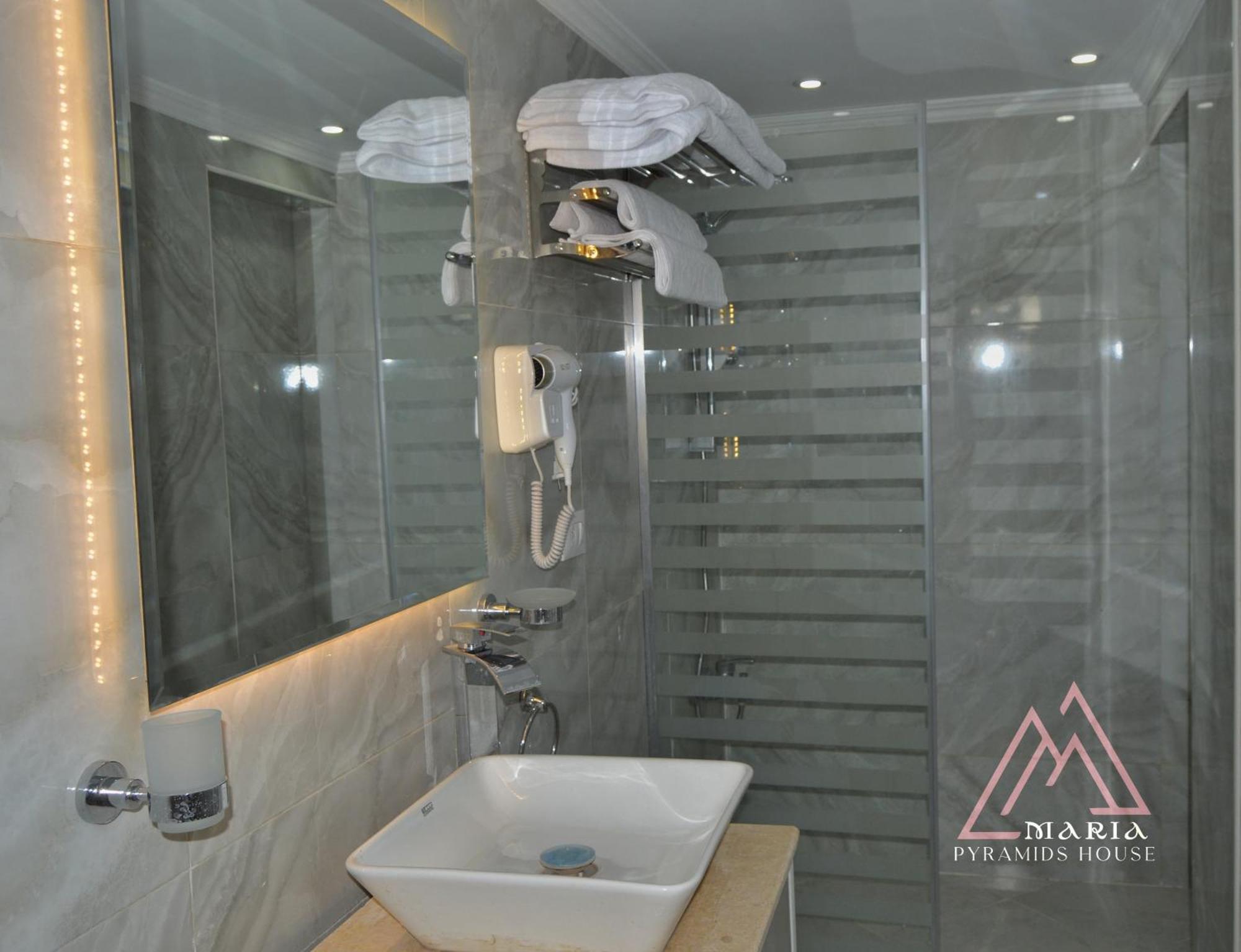 Maria Pyramids House Hotel Kafret el-Gabal Eksteriør billede