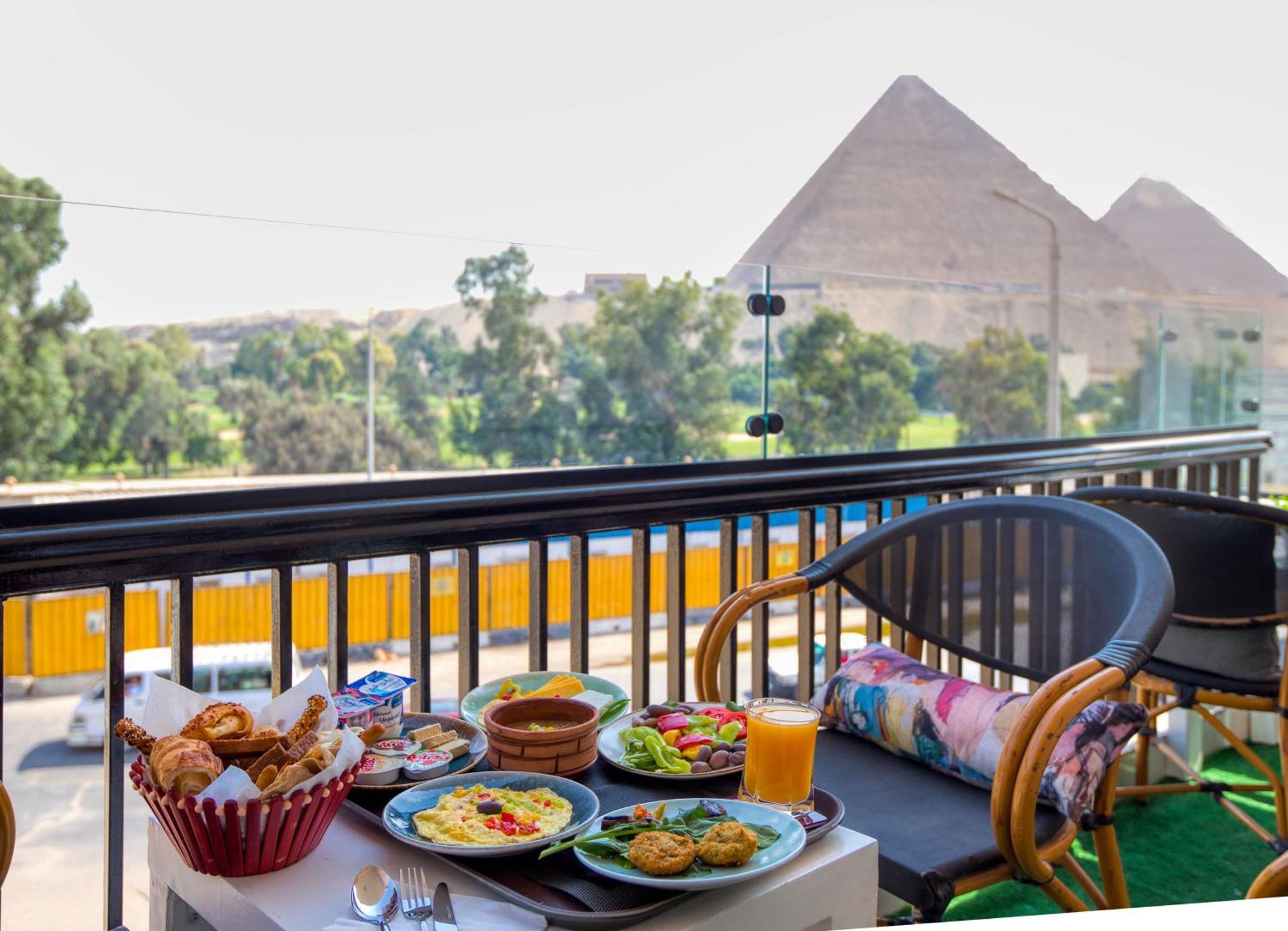 Maria Pyramids House Hotel Kafret el-Gabal Eksteriør billede