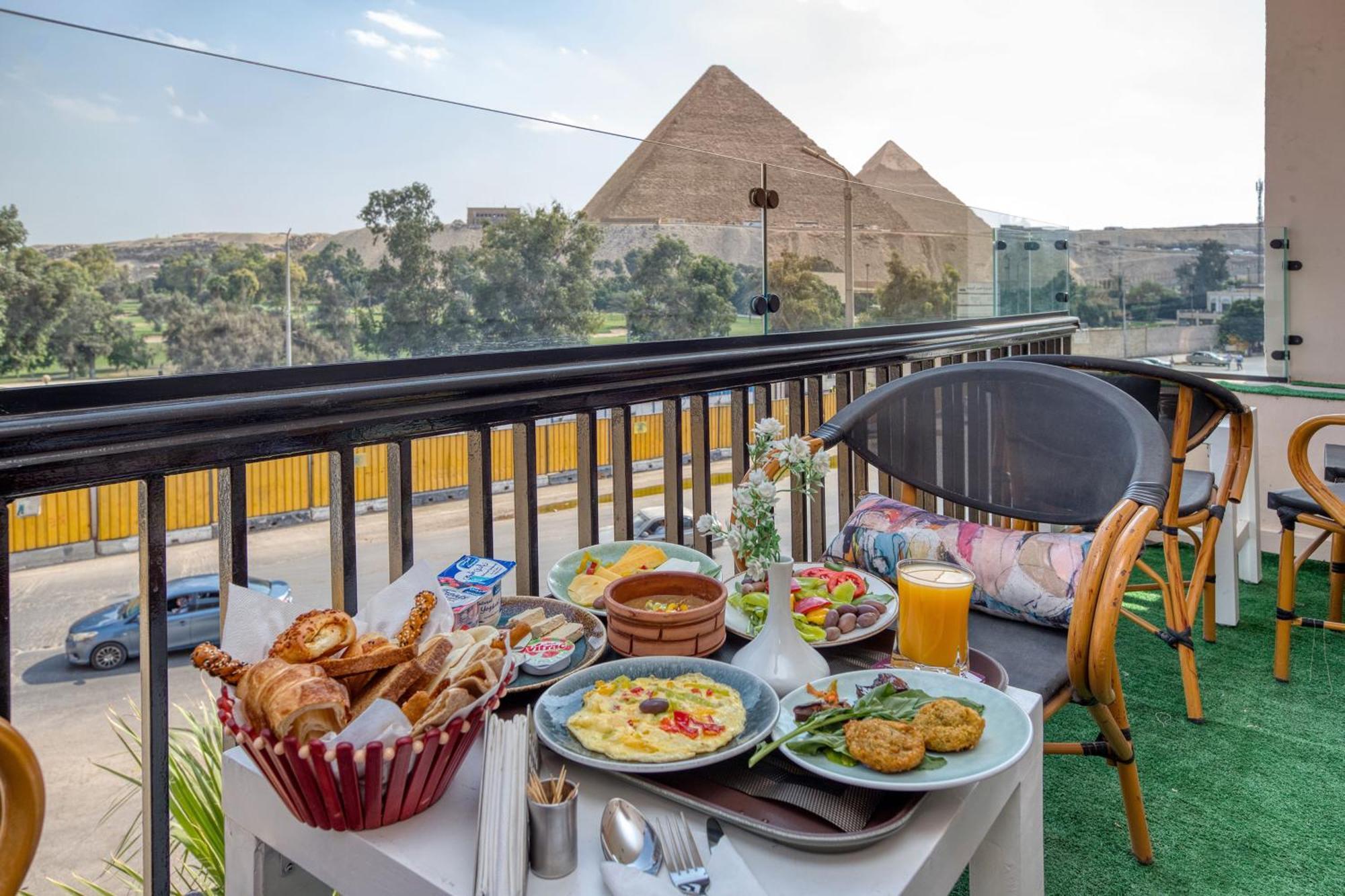 Maria Pyramids House Hotel Kafret el-Gabal Eksteriør billede